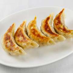 『焼き餃子』創業当時から変わらぬ味で不動の人気