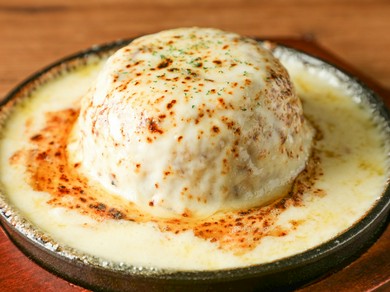 『フレッシュチーズnoキーマMAGUMA鉄板』