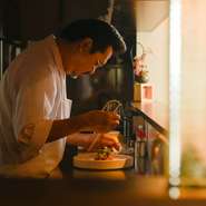 「あれが食べたい、これが食べたい」、そんな“わがまま”にも応えてくれる一軒。可能なことなら臨機応変に、ゲストの要望に応じてくれる懐の深いお店です。ぜひ足を運んでみませんか。
