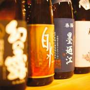 仙台をはじめ全国各地の銘酒の中から、魚に合う味わいのお酒を試飲して選んでいるため、銘柄はちょくちょく変わるそう。選びやすいよう味わいをチャートにし、グラスと一合、それぞれ一律価格で提供しています。