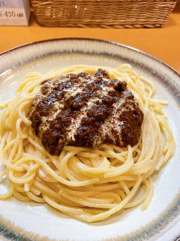 長時間煮込んだコクと風味。他ではなかなか味わえない絶品パスタ『ミートソース』