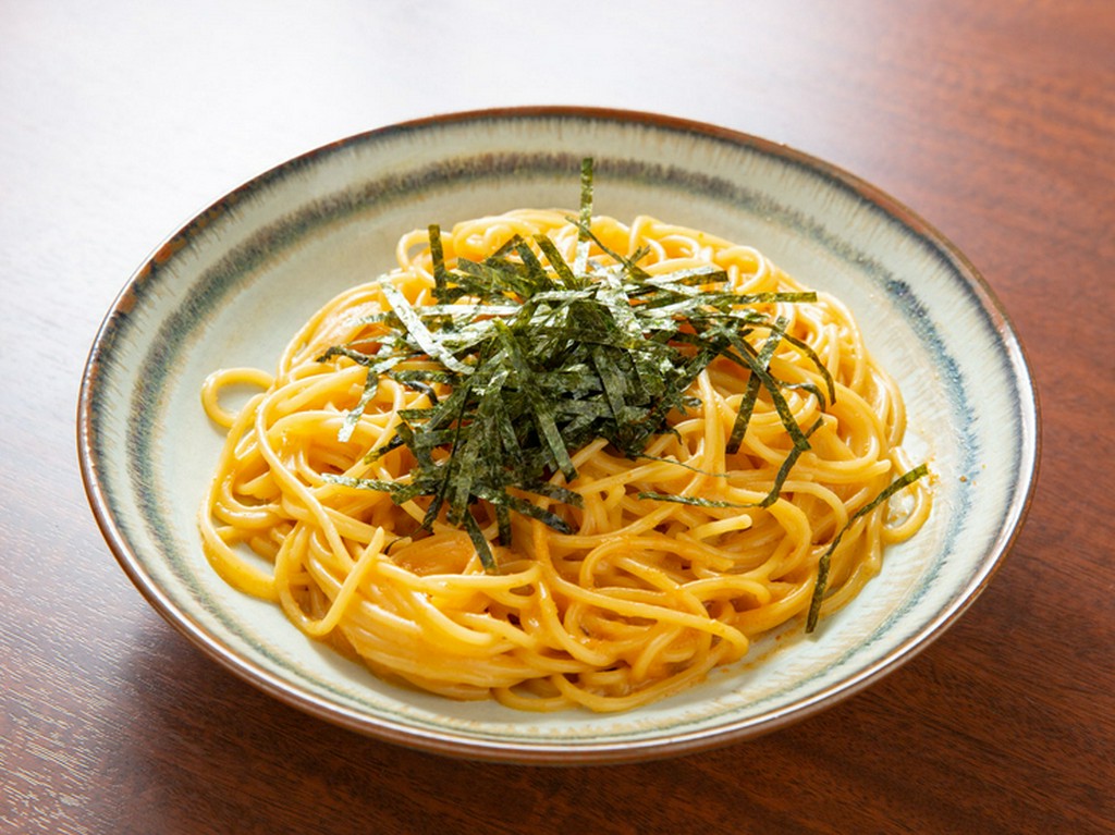 磯の香りとまろやかなバターが相性抜群の贅沢パスタ『たらこ、うに』