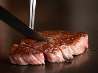 「"本当に美味い" ステーキを、多くの人に届けたい」と店主
