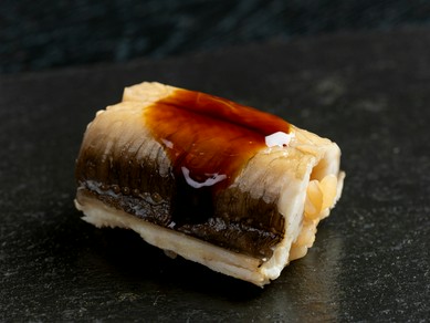 大人の寿司デートにぴったり！熟成寿司の艶めく旨さにうなる