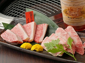 脂の甘みと赤身の旨味が、絶妙なバランスを保っている『イチボ』