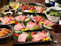 ナムル盛り合せ
サラダ
国産牛 上塩たん
佐賀牛 カルビ
佐賀牛 ロース
佐賀牛 特上サーロイン
アンガス牛ハラミステーキ
馬肉焼肉　上ハラミ
馬肉焼肉　肩ロース
馬肉焼肉　上カルビ
佐賀牛炙り寿司　
シャーベット
