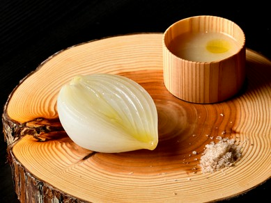 栃木県高根沢町の福田農園から届けられる『玉葱』　～ある日のおまかせコースの一品～