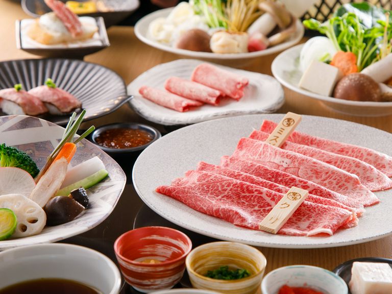 馬喰ランチ〔しゃぶしゃぶ〕又は〔すき焼き〕