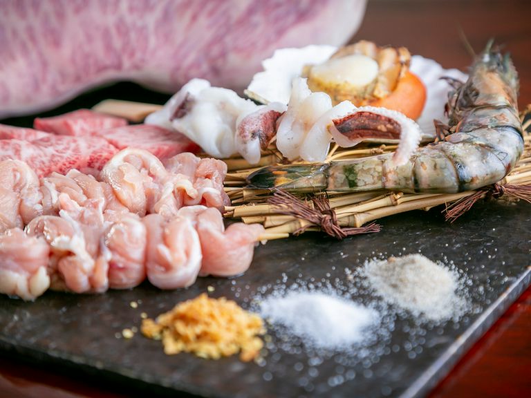 『焼き鳥』ほか『串焼き』へのこだわりも