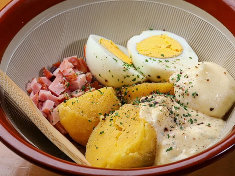 自分でマッシュする、自由度の高い『大人気!!　自分好みのポテトサラダ』