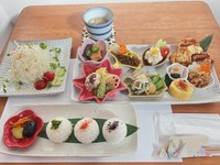 太宰府ゆかりの開運ランチにホット珈琲とデザートが付いたお得なセット!
(ホット珈琲は変更可能)