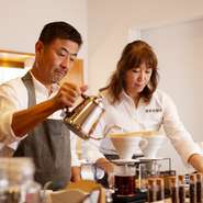 いつでも変わらない味を提供し、訪れる人の好みの味を追求していくことがモットー。くつろぎの空間を十分楽しみながら、満足感が高まり、また足を運びたいと思える演出を心がけているそうです。