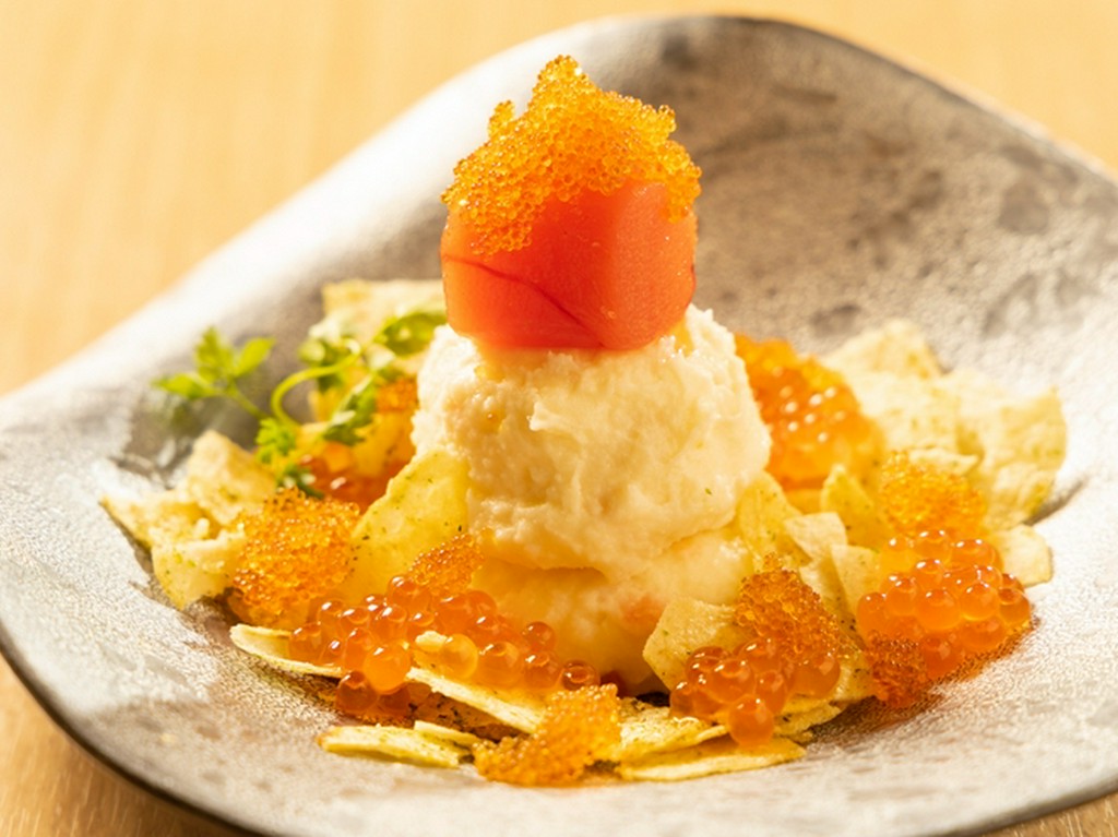 魚卵たっぷり痛風ポテサラタワー