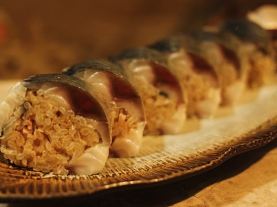 生〆サバ直炭炙り寿司