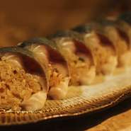 生〆サバ直炭炙り寿司