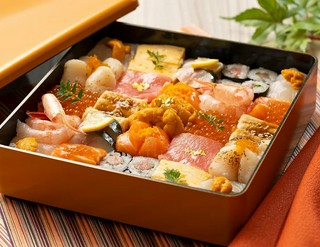 究極のちらし寿司『じら寿司』予約受付中!