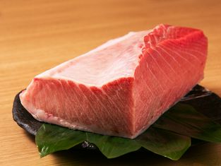 돌과 안주 지라이야