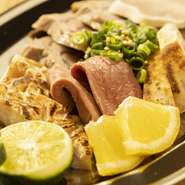 温かいものと、冷たいものをお選びいただけます。