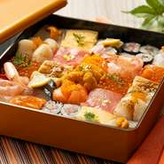 究極のちらし寿司『じら寿司』予約受付中！