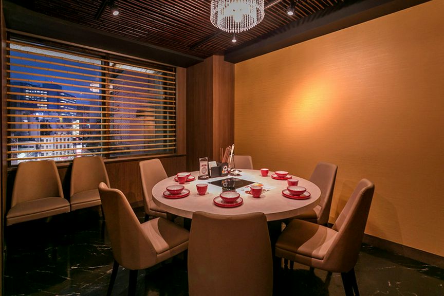 周りを気にせず過ごせる完全個室で、ゆったり流れる時間を満喫