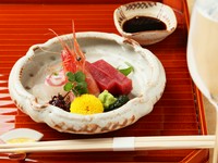 食材の目利きは勿論のこと、鮮度、熟成、調理法等、魚の旨味を追及し旬の食材を提供いたしております。