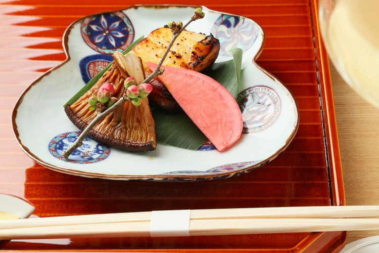 茶懐石 割烹 上京 錦三丁目/和食 ネット予約可 | ヒトサラ