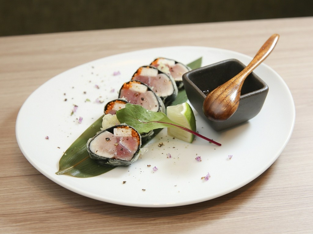 思わず写真に撮りたくなる、華やかな逸品『こべや巻』