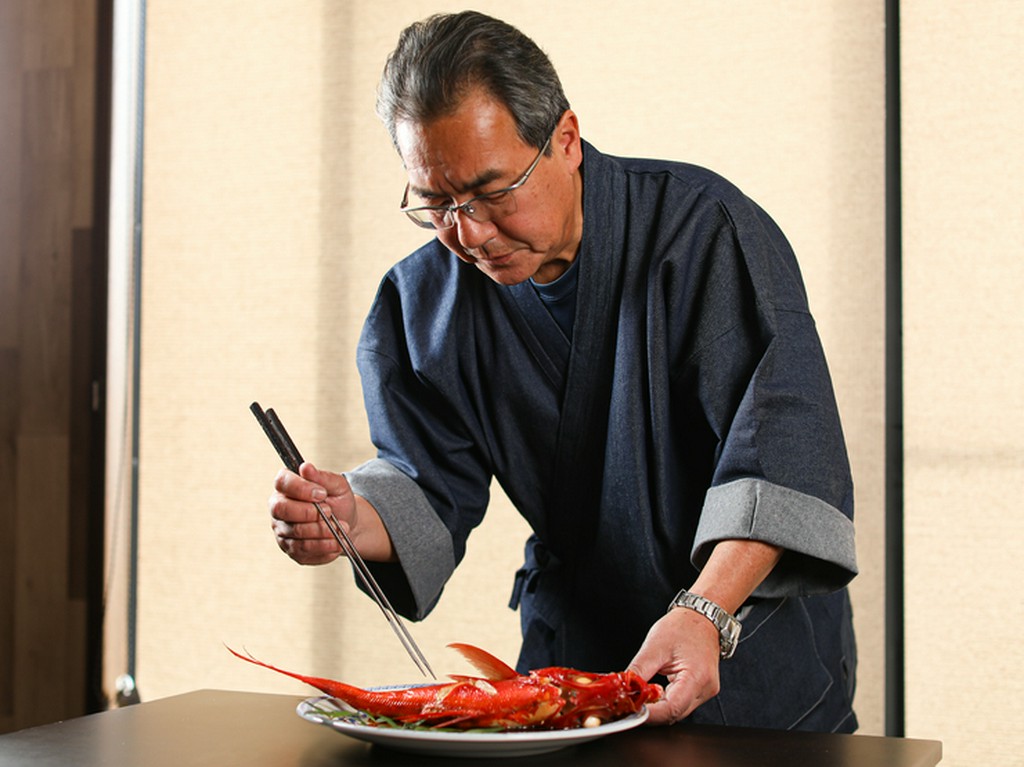 自分の家のようにくつろげる、温かみのある落ち着いた空間