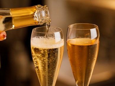 店が気にいって通っていただくゲストにはサプライズ特典が！