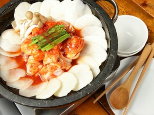 韓国の味を損なわず食べやすく工夫した『コプチャンチョンゴル』