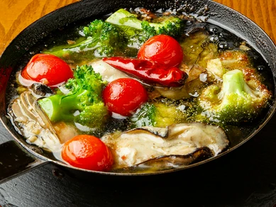 厚岸産牡蠣のアヒージョ