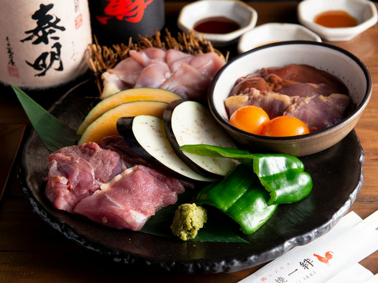 丁寧に飼育された新鮮で上質な地鶏が手頃な価格で楽しめる