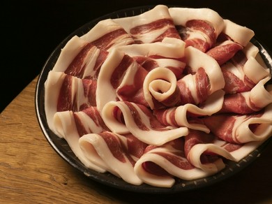 くさみのない柔らかさでジビエのイメージを覆すほどの美味しさ『猪肉ロース』