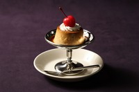 昭和世代なら子供の頃に喫茶店で一度は食べたことのある懐かしい味わい、濃厚固めのプリンをお楽しみいただけます。