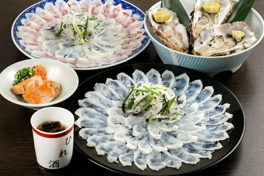 天然とらふぐ、すっぽん、旬の高級魚介で彩る贅沢な皿が集う