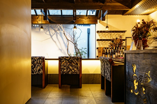 食器・内装にこだわっている