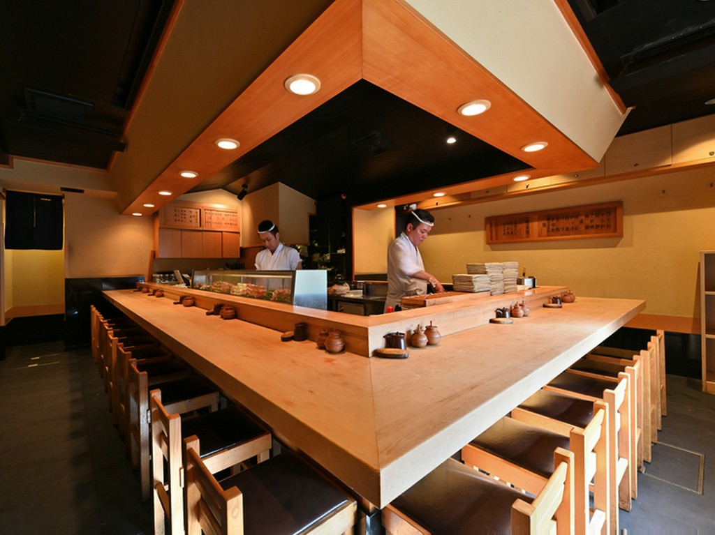 大切な人を誘って訪れたい、ワンランク上の焼鳥店