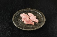 リブ芯、三日月ロース、またはその日の厳選部位からお選びください！