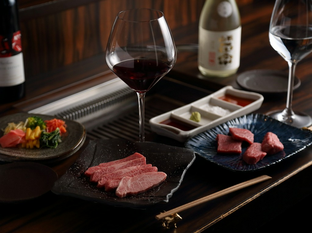 「神戸ビーフ」を味わい尽くすには『コース』