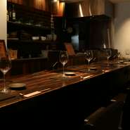 おひとり様から貸切まで、その人に応じた対応をみせてくれます。そのため、安心して食事が出来る【梅田 お初天神 大人の神戸牛焼肉】。最高級の牛肉「神戸ビーフ」をじっくりと楽しみましょう。