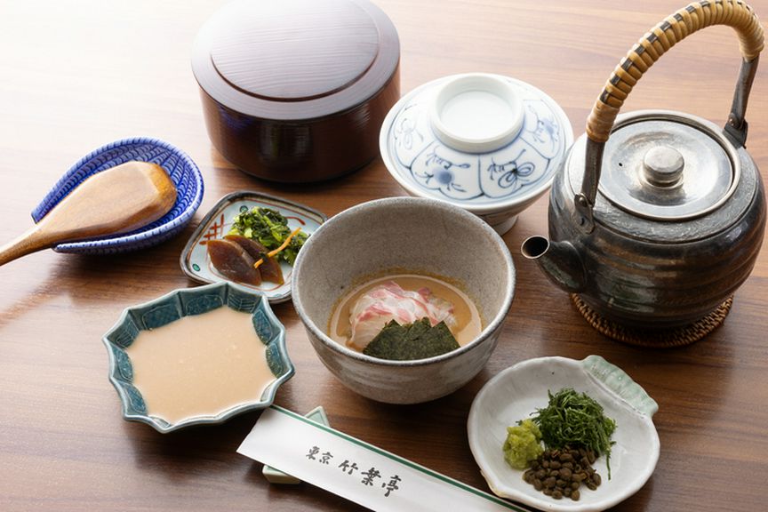 竹葉亭名物　鯛茶漬