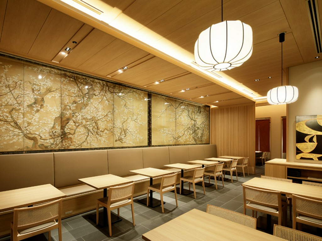 和の風情でおちつける店内