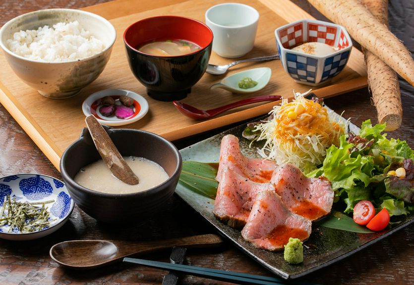 自然薯のとろろ汁＆麦めしの『麦とろ』で体の中から元気に！
