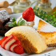 誕生日や記念日などのお祝いごとには欠かせないケーキ。【ビストロシンク】ではケーキも用意可能です。気軽に問い合わせてみては。