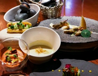 キャトルセゾン浜松のグラン・シェフが季節感を取り入れ厳選食材を用いたフルコースメニュー