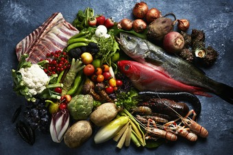 キャトルセゾン浜松のグラン・シェフが織りなす厳選食材を使用したスペシャリテ×フルコースをご用意！