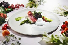 いつもよりちょっと贅沢に！ウェディングメニューと同じ食材を取り入れたホリデー限定のランチコース