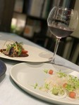 ✴︎バラエティ前菜盛合せ✴︎スペシャリテ前菜✴︎お魚料理✴︎お肉料理(幻の短角牛八甲田牛)✴︎バゲット✴︎デザート✴︎食後のお飲み物　青森食材のコースを堪能できるコースです。