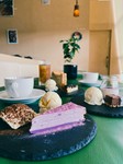 手づくりデザートの中からお好きな2種類が選べます。
デザートの種類は季節ごとに変わります。