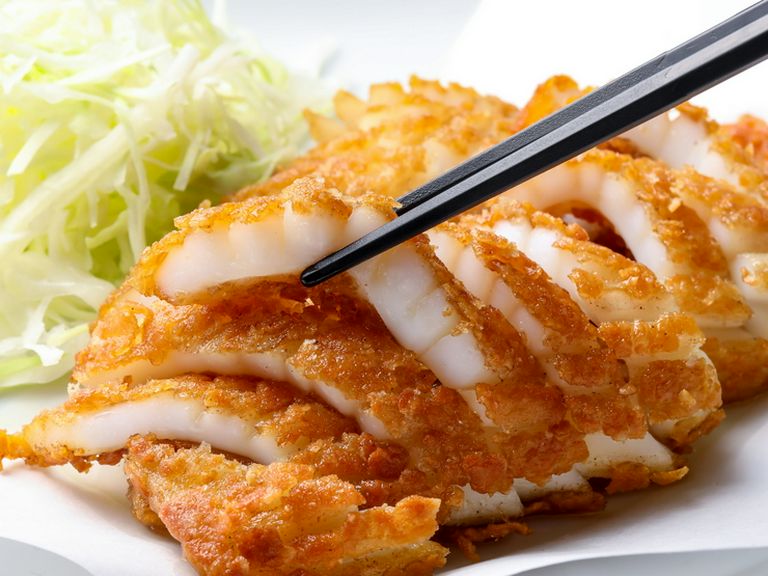 衣はカリっと、イカは柔らか『民生名物イカ天(カラアゲ)』